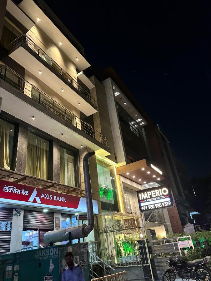 Hotel The Imperio New Delhi Eksteriør bilde